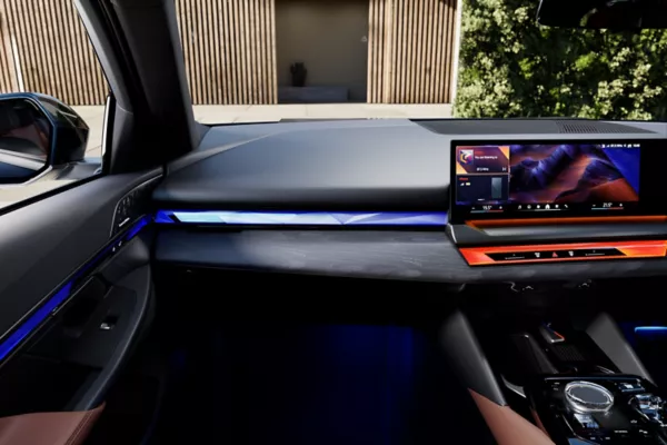 BMW Live Cockpit Plus